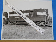 Photo Seaboard Coast Line Locomotive #406 8X10 B&W Hamlet NC 1965