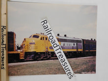 Photo Santa Fe Locomotive #330 8 X 10 Color Temple TX  1974