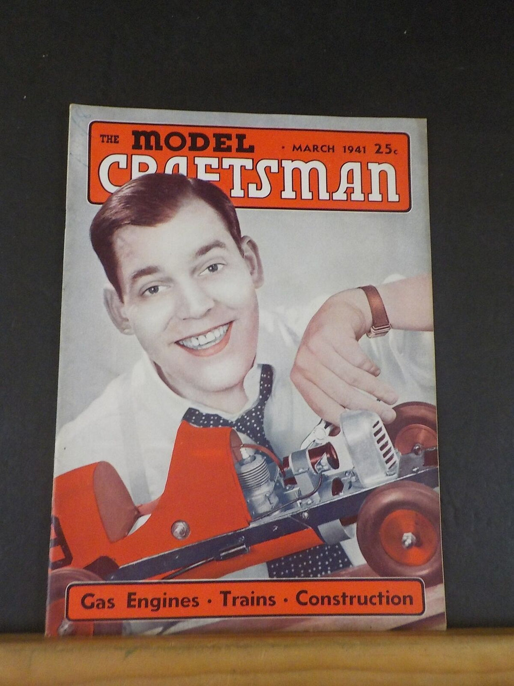 Model Craftsman RMC 1941 March  Gas engines Trains Construction