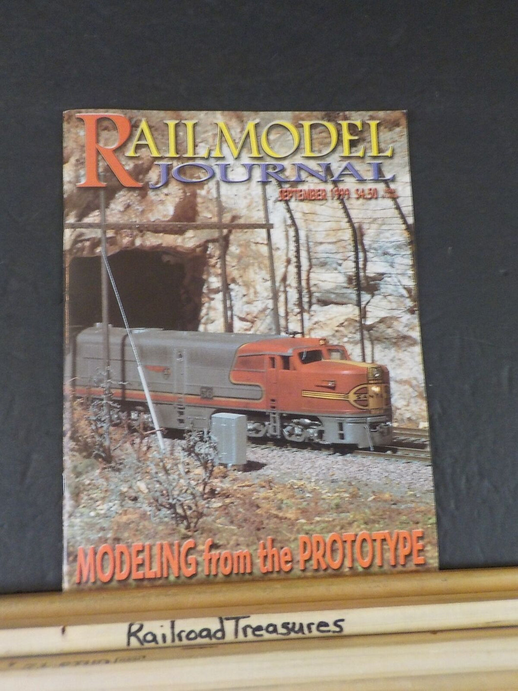 Railmodel Journal 1999 September NYC operations in New York City City as scenery