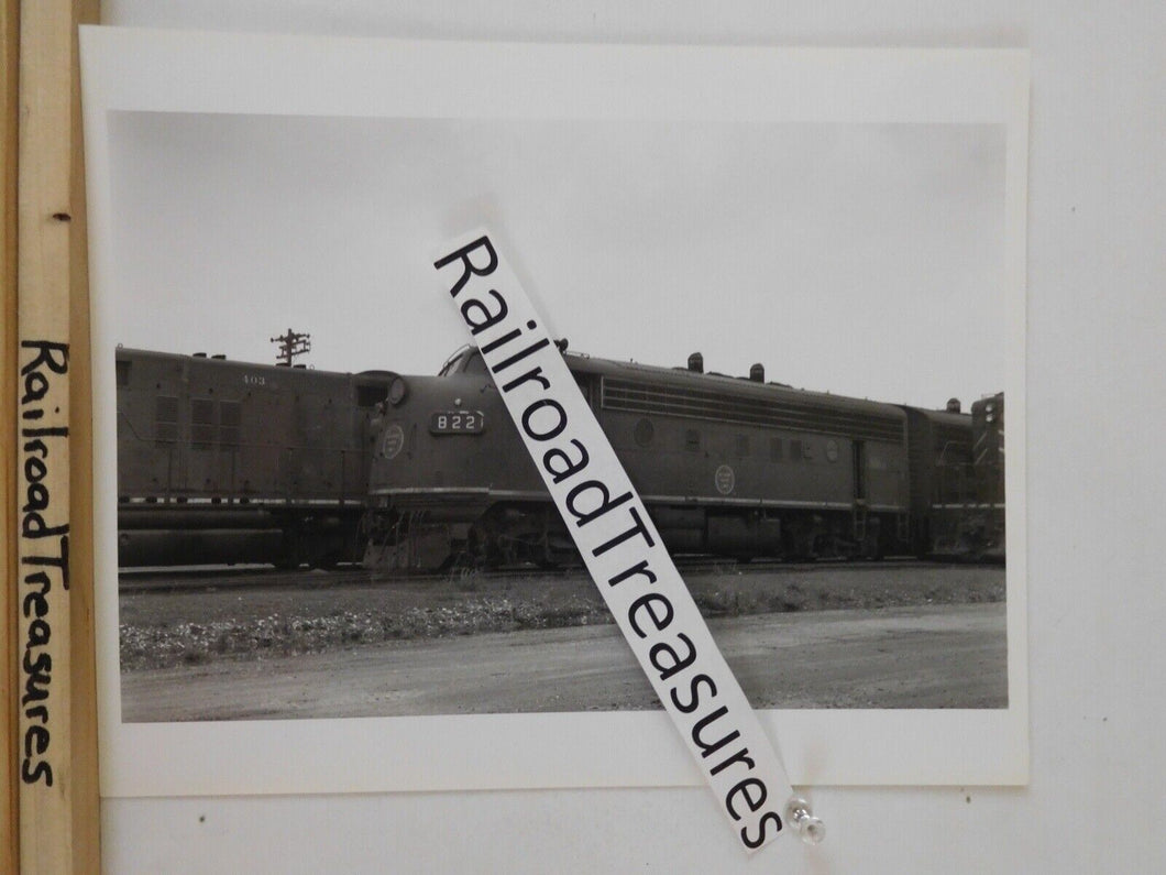 Photo Missouri Pacific Locomotive #822 8 X 10 B&W Houston TX 1965