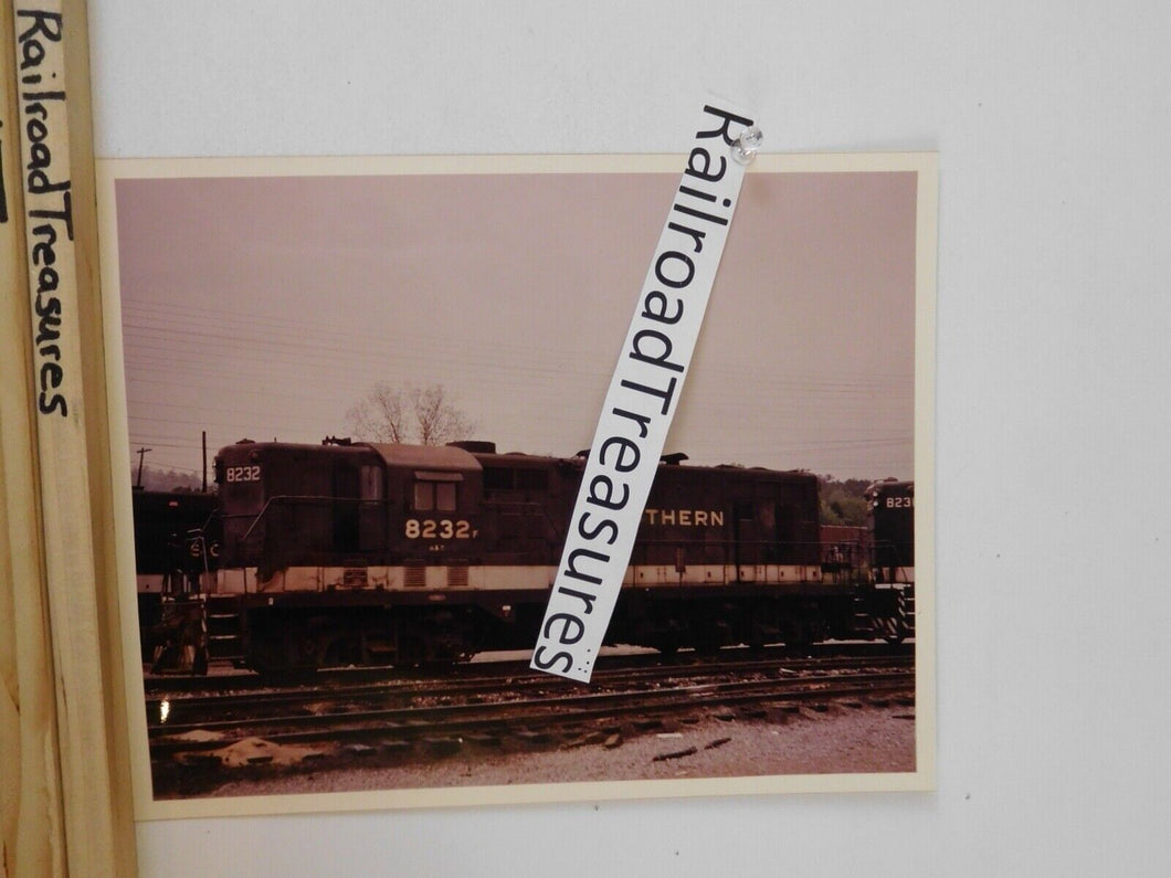 Photo Southern Railroad Locomotive #8232 8 X 10 Color Birmingham AL 1972