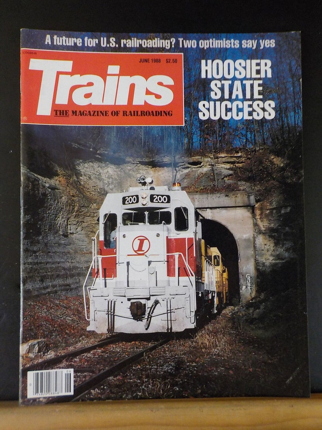 Trains Magazine 1988 June Hoosier State Success Future for US RRing